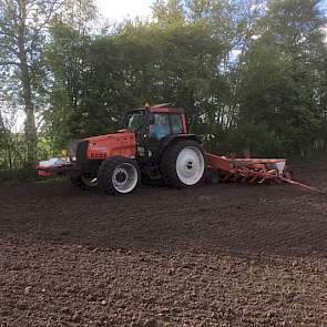 4 mei: De soja wordt geteeld op een perceel zandgrond.