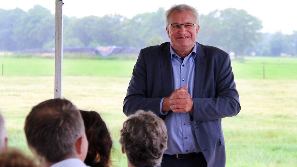 „Het onderzoeken van mogelijkheden, dat doen we met elkaar, maar ook andere boeren nodigen we uit om met ons op ontdekking te gaan. Als inspiratiebron voor de landbouw van de toekomst”, zegt Martin Scholten van WUR. „Met de opgedane ervaringen op dit natu