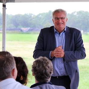 „Het onderzoeken van mogelijkheden, dat doen we met elkaar, maar ook andere boeren nodigen we uit om met ons op ontdekking te gaan. Als inspiratiebron voor de landbouw van de toekomst”, zegt Martin Scholten van WUR. „Met de opgedane ervaringen op dit natu