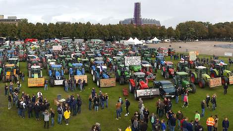 Liveblog Agractie: Saamhorigheid onder boeren op Malieveld Den Haag | Veld-post.nl - Landbouwnieuws 