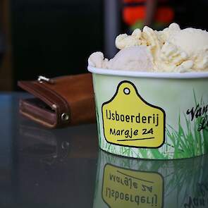 De naam Margje24 komt van een van de eerste driewegkruisingen op het Friese bedrijf geboren.