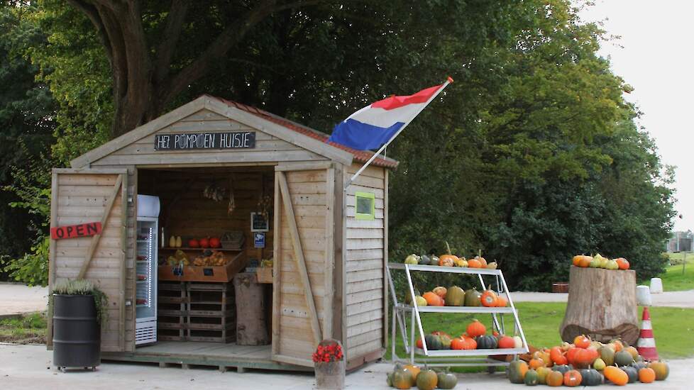 Stehouwer verkoopt hier een deel van zijn biologische producten.