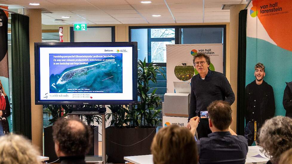 Op Hogeschool Van Hall Larenstein heeft het Waddenfonds tijdens een speciale persconferentie op 6 april bekend gemaakt dat zij drie projecten gaan ondersteunen met subsidie.