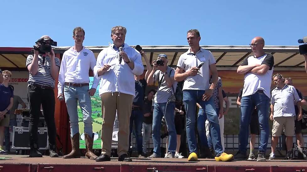 Sjaak van der Tak en Wim Brouwer zijn boos en hebben hoop - Boerenprotest in Stroe 22 juni 2022