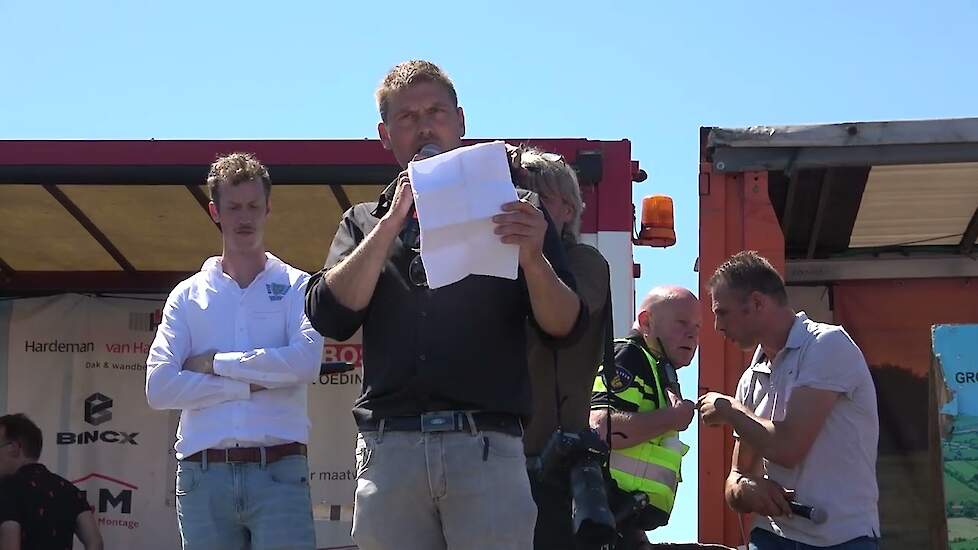 Mark van den Oever (FDF): "We zijn er nog lang niet" - Boerenprotest in Stroe 22 juni 2022