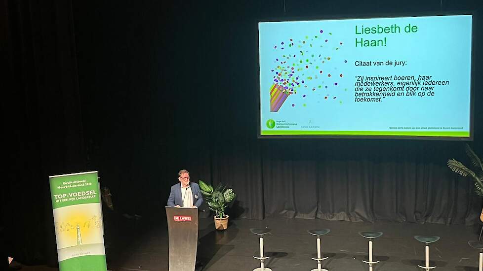 Liesbeth de Haan wint Groene Pluim Regiodeal Natuurinclusieve Landbouw