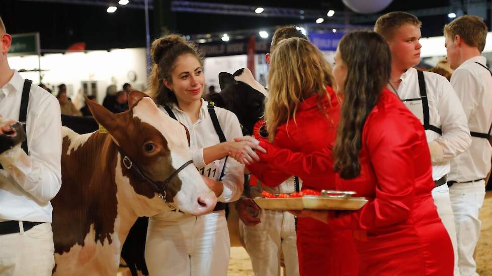 Met de prijsuitreiking van het exterieur kampioenschap zit de show erop voor Jade. Jade eindigt als negende in de groep. „Ik had toch iets hoger gehoopt", blikt Jade terug. „Jurylid Markus Mock uit Duitsland zei dat hij mijn pink prachtig melktypisch vind