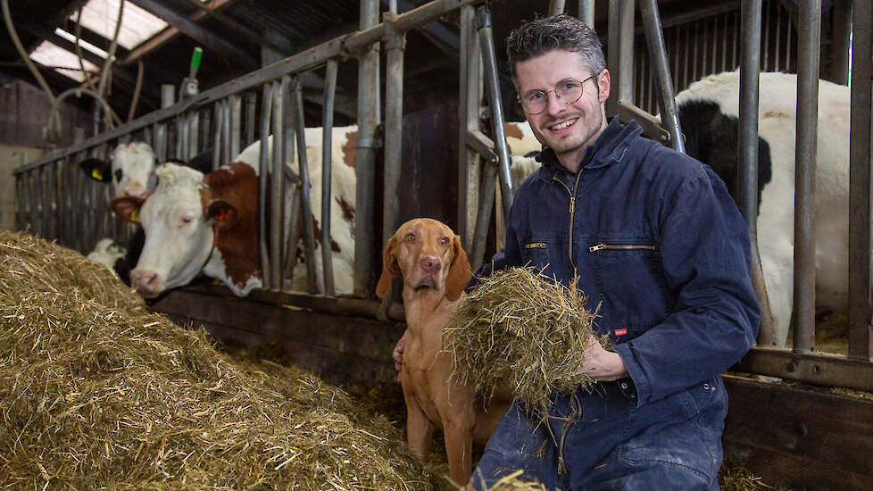 Melkveehouder Robert Horst wil weten hoe hij nog natuurinclusiever kan boeren én voldoende geld kan blijven verdienen.