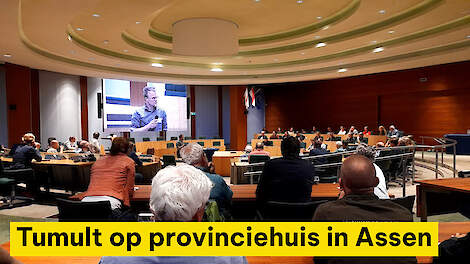 Tumult op provinciehuis in Assen.